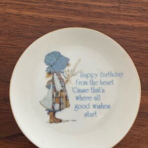 Holly Hobby Happy Birthday plate 70s  80s gift cottage core country 90s vintage